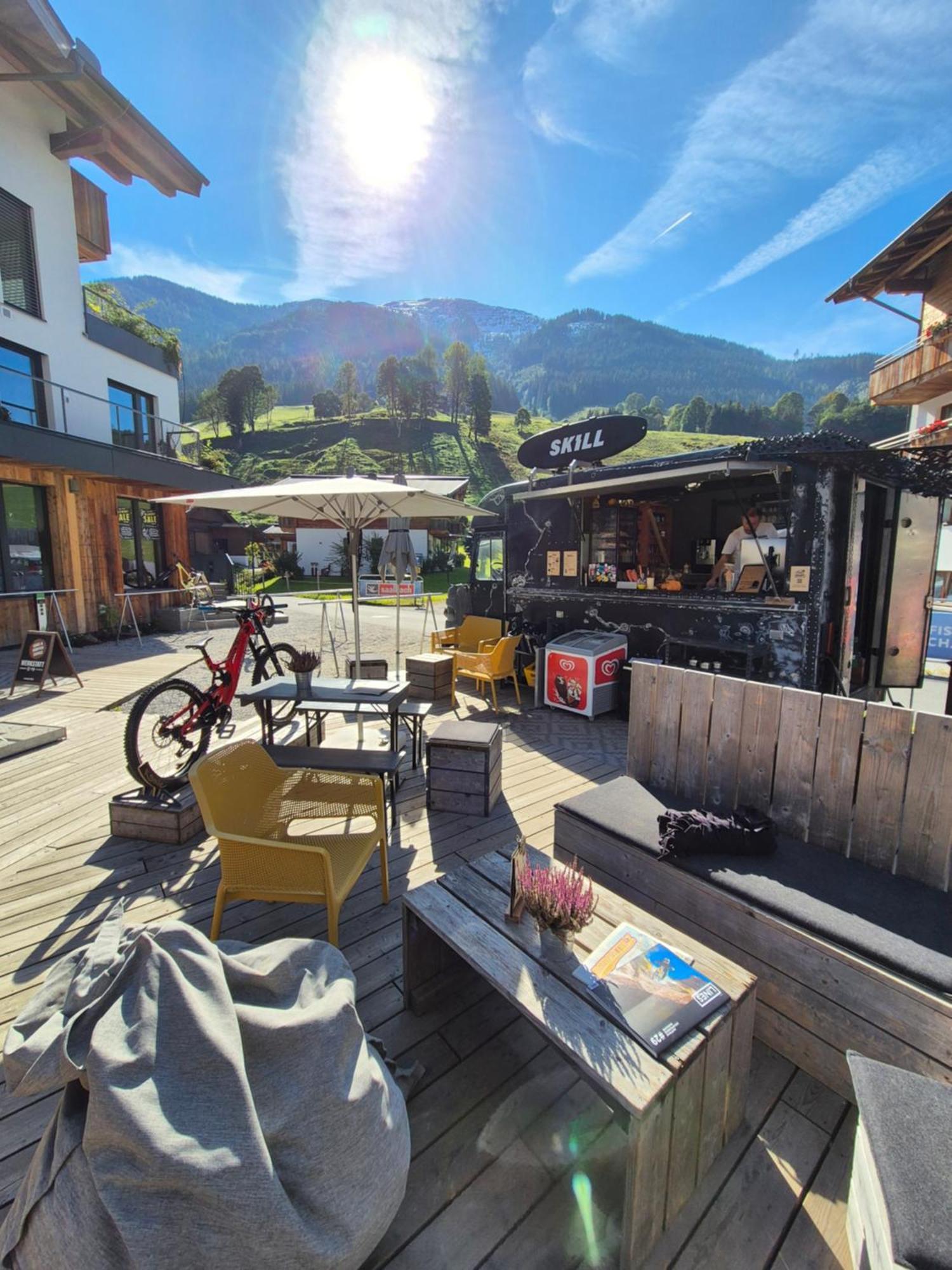 Skill Mountain - Und Bike Im Sommer Mit Joker Card Vandrerhjem
